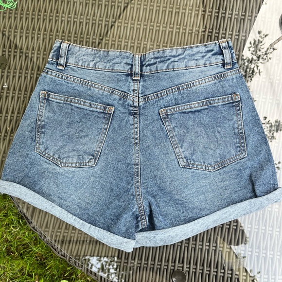 Urban Planet mom jean shorts, size 3 - Picture 2 of 3